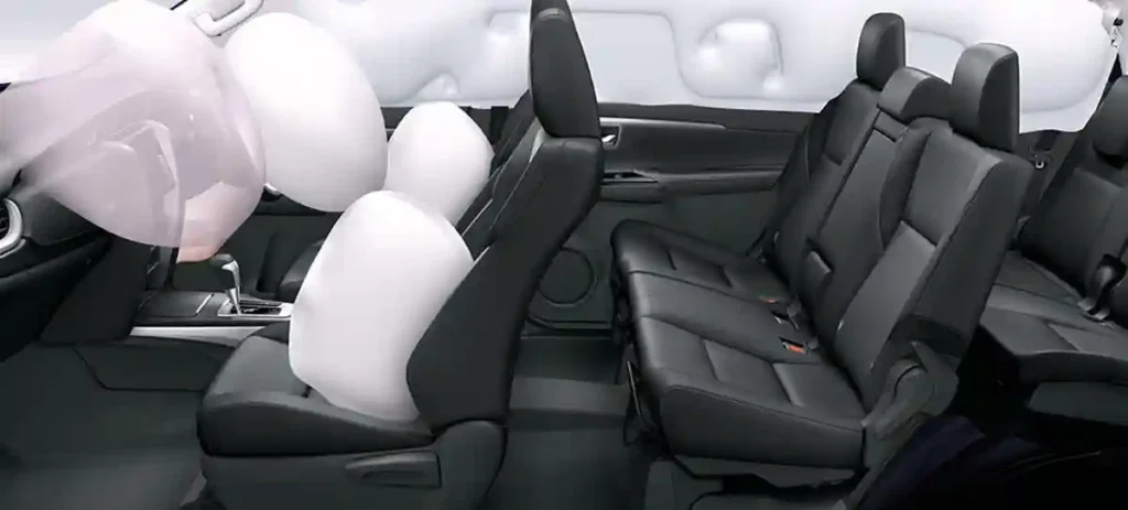 Finally, A Sunroof! 2026 Toyota Fortuner Leaked with ADAS, Dual 12.3-inch Screens & Hybrid Power!