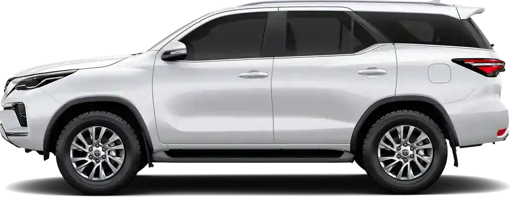 Finally, A Sunroof! 2026 Toyota Fortuner Leaked with ADAS, Dual 12.3-inch Screens & Hybrid Power!