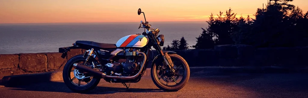 350cc–450cc Bike Sales Feb 2026: Royal Enfield vs Triumph vs Jawa—Who’s Winning?