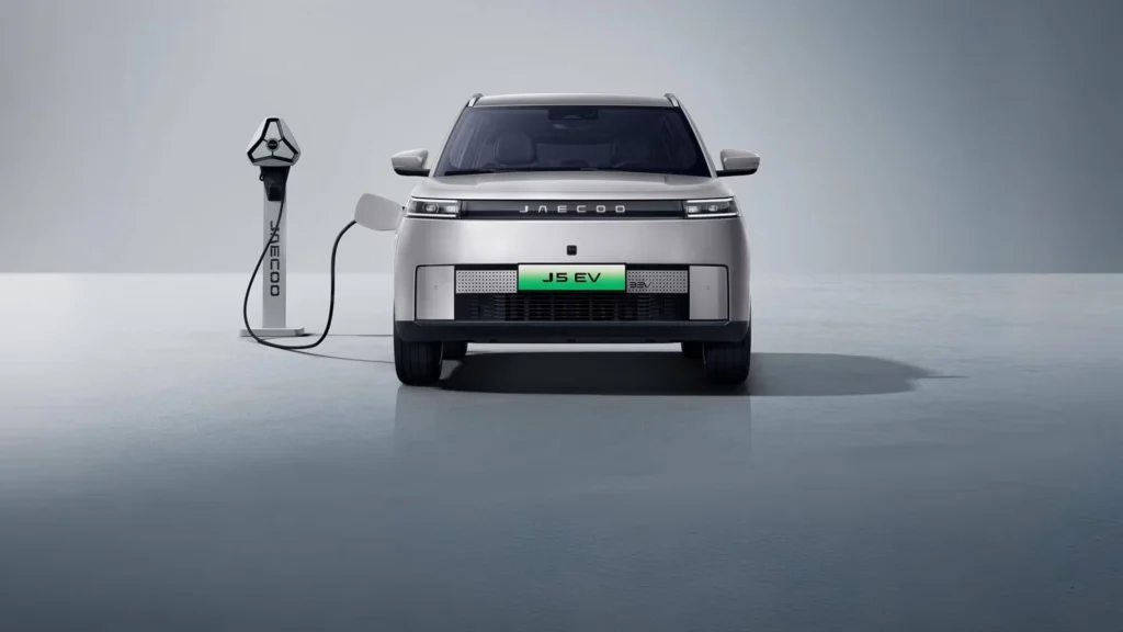 Secret SUV Spotted in India! Chery Jaecoo J5 EV Testing Under JSW Shocks Everyone