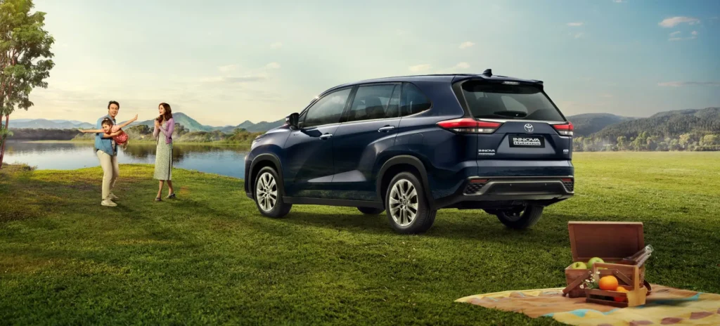 Innova HyCross Crosses 2 Lakh Sales – Petrol Hybrid Demand Is Now Unstoppable