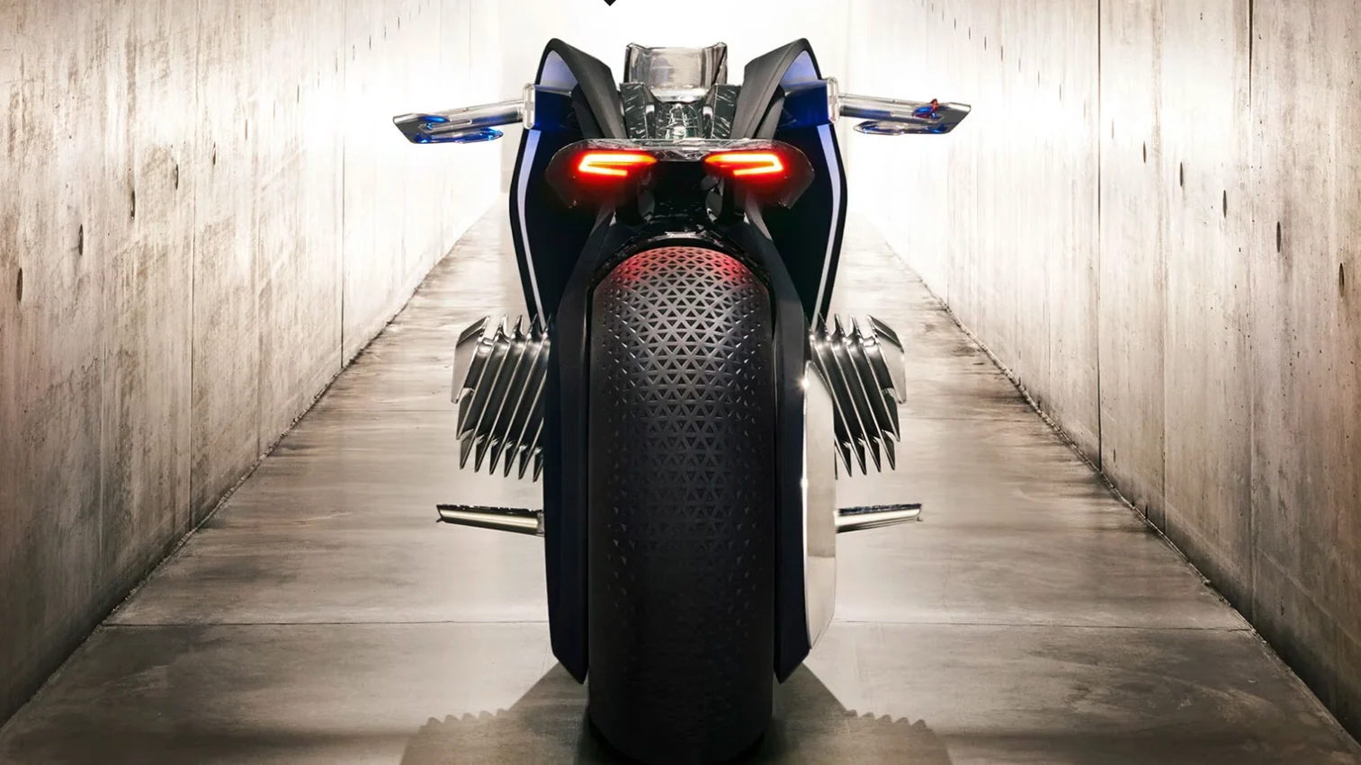 BMW Patents 8-Wheel Self-Balancing Bike, This Shouldn’t Work But It Does