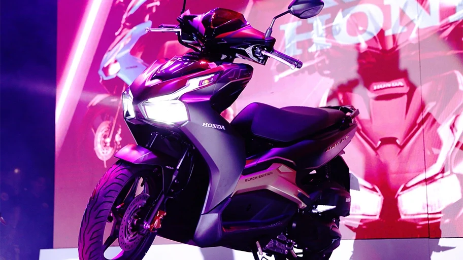 Honda’s Secret Airblade Maxi Scooter Just Leaked In India – Aerox 155 Should Be Worried Now
