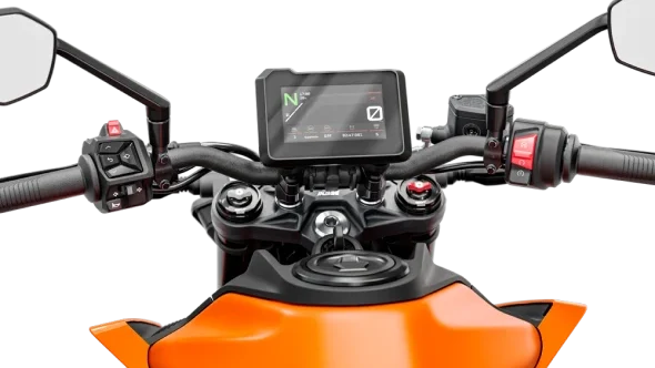 Same Engine, Different Game? KTM 390 Duke vs 390 Adventure – Don’t Buy Until You See This