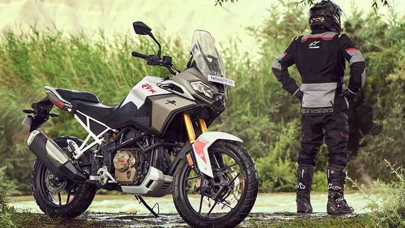 TVS Apache RTX 300 Real Highway Mileage Finally Revealed – Touring Range May Shock Buyers
