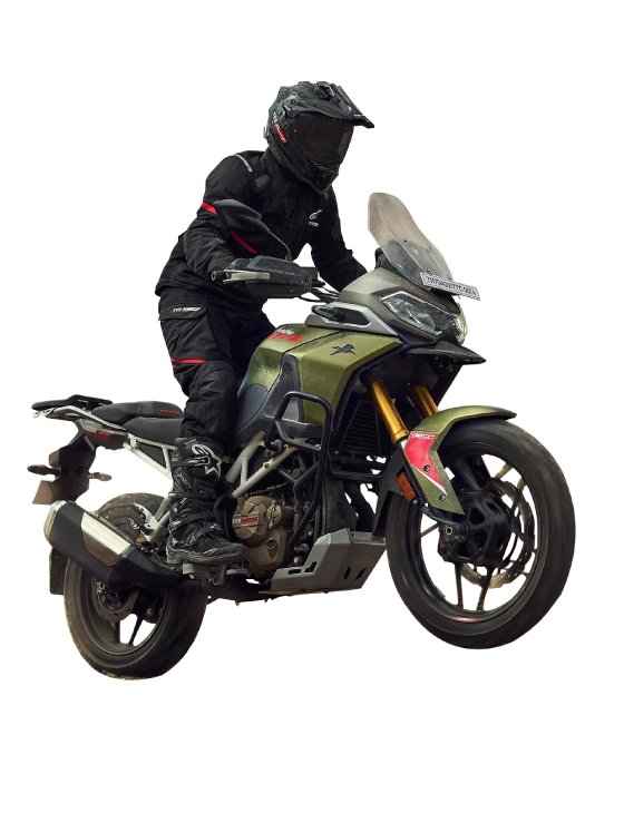 TVS Apache RTX 300 Real Highway Mileage Finally Revealed – Touring Range May Shock Buyers