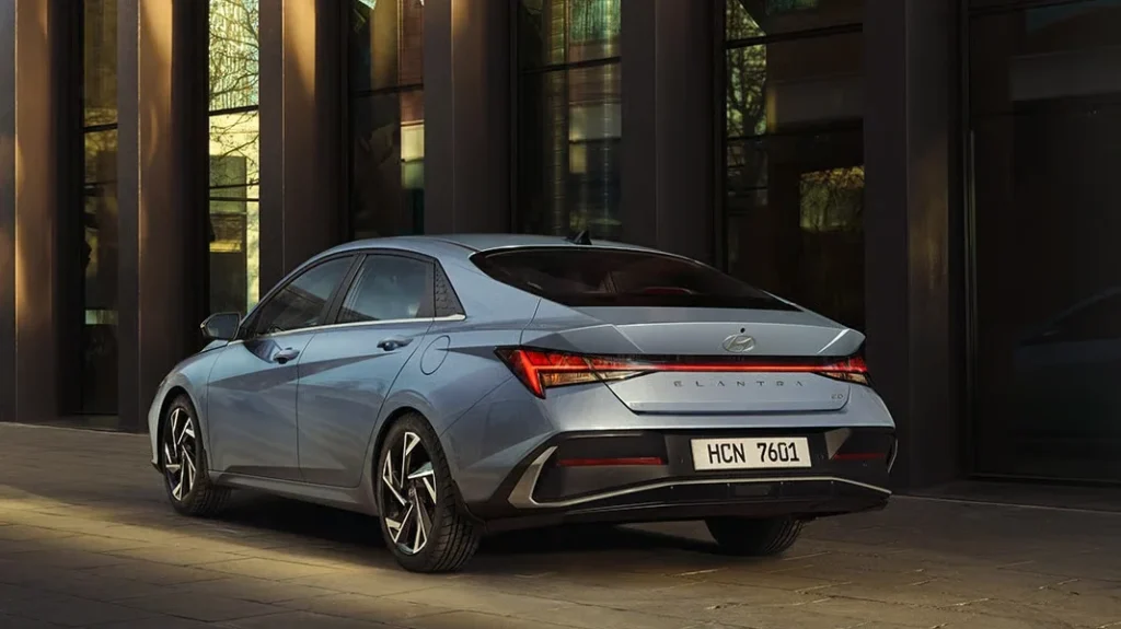 2027 Hyundai Elantra Just Changed Everything – Bold New Design, AI Cabin & Hybrid Power Revealed