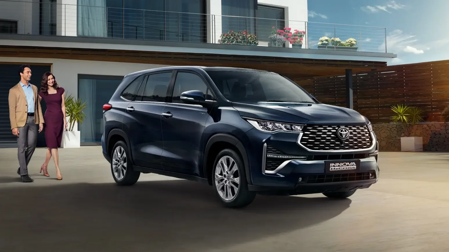 2027 Toyota Innova Hycross Facelift Spotted—Toyota Could Be Planning Its Biggest Update Yet