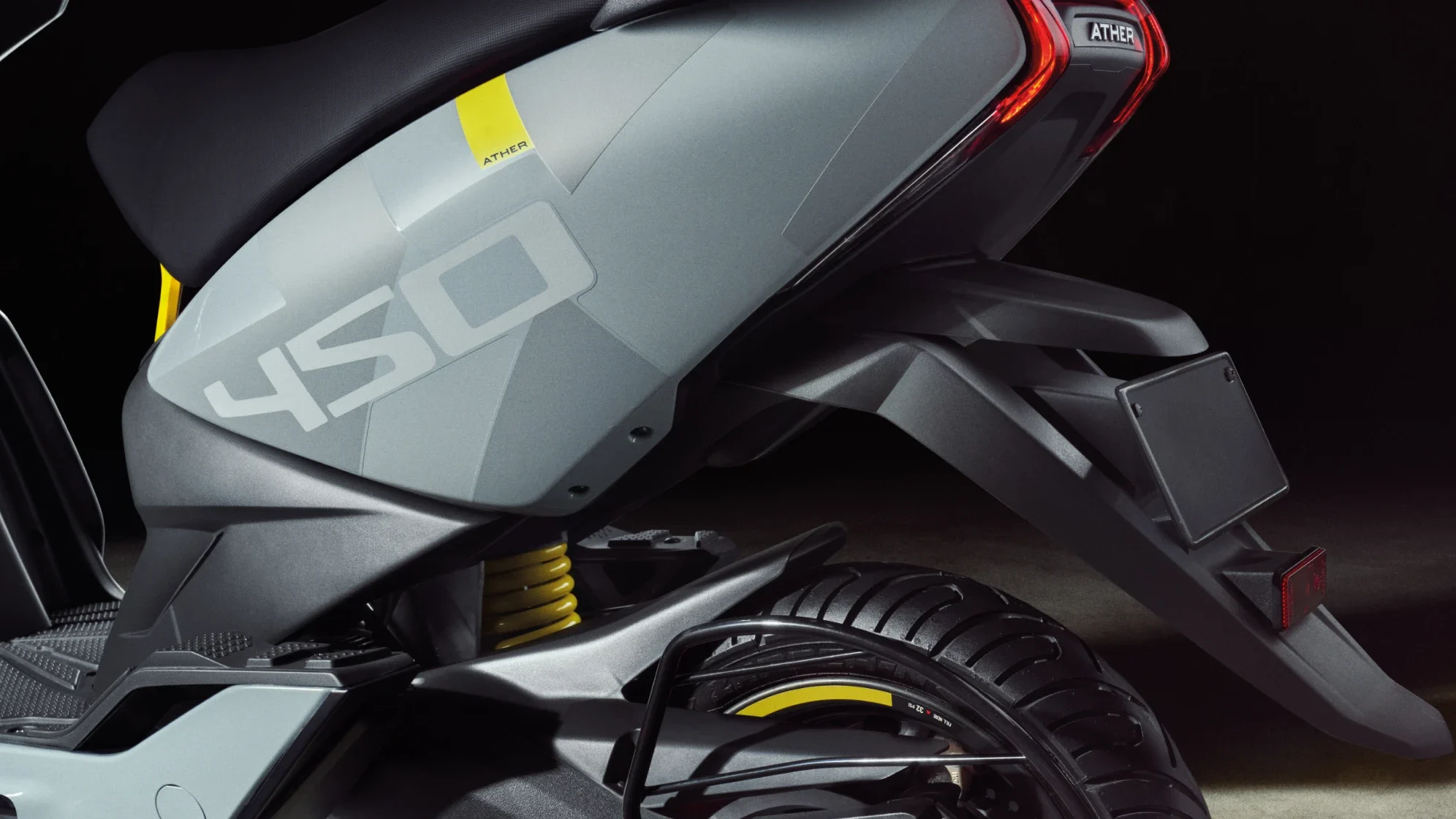 Ather 450X Overtones Series Launched: New Colours, Faster Charging & a Surprise Buyers Will Love