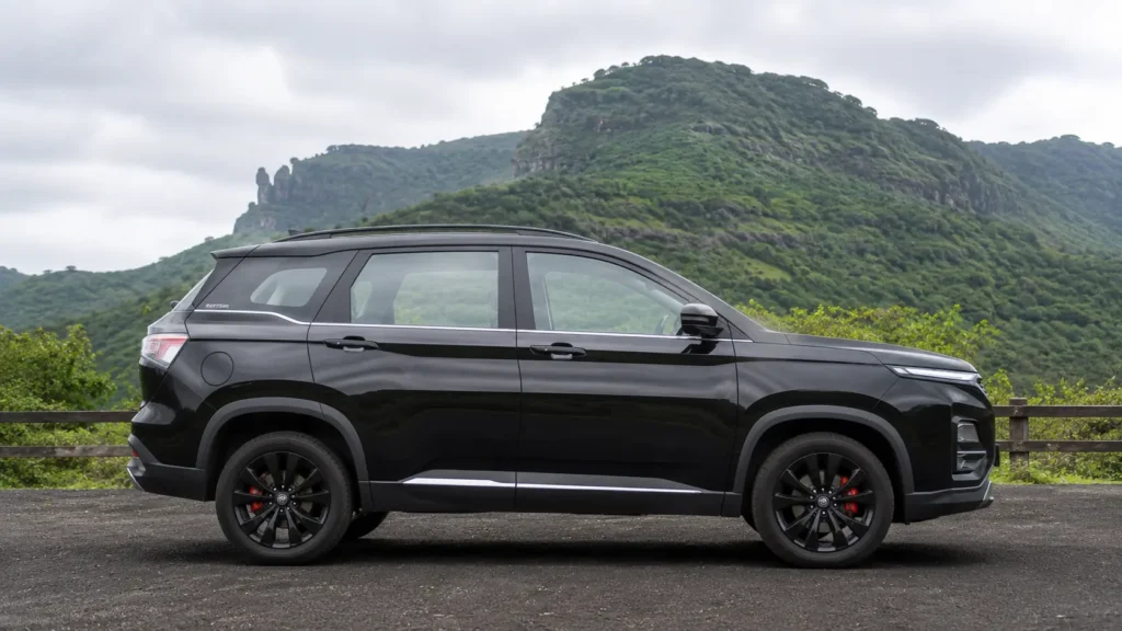 MG Hector Tomahawk PHEV vs Maruti Grand Vitara: Plug-in Hybrid vs Hybrid – Which Electrified SUV Deserves Your Money in 2026?