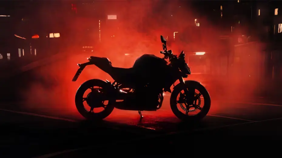 New BMW 450 Streetfighter Teased: Aggressive Look, 48HP Power & October 1 Reveal