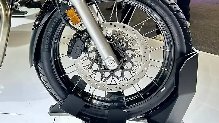 Honda CB500 India Bound! ₹2.75 Lakh Price, ₹3 Lakh Cross Spoke Tubeless Version