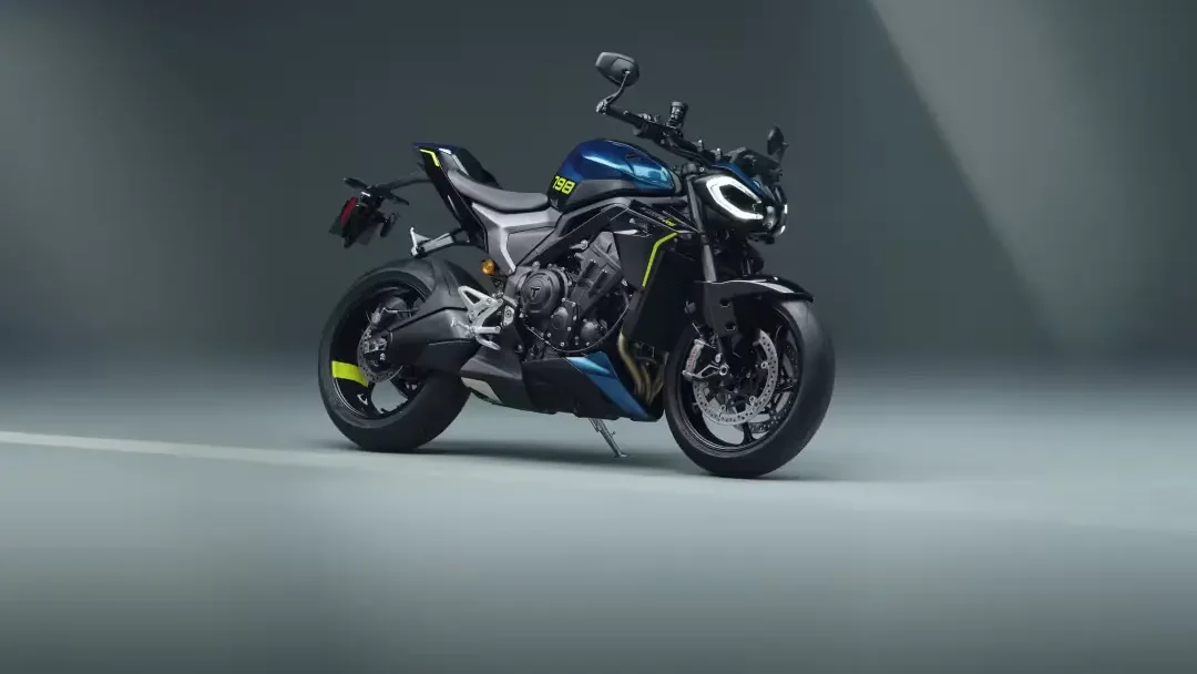 New Triumph Street Triple 798 Revealed: BIG 798cc Moto2 Engine, Aggressive New Look & HUGE Upgrade!