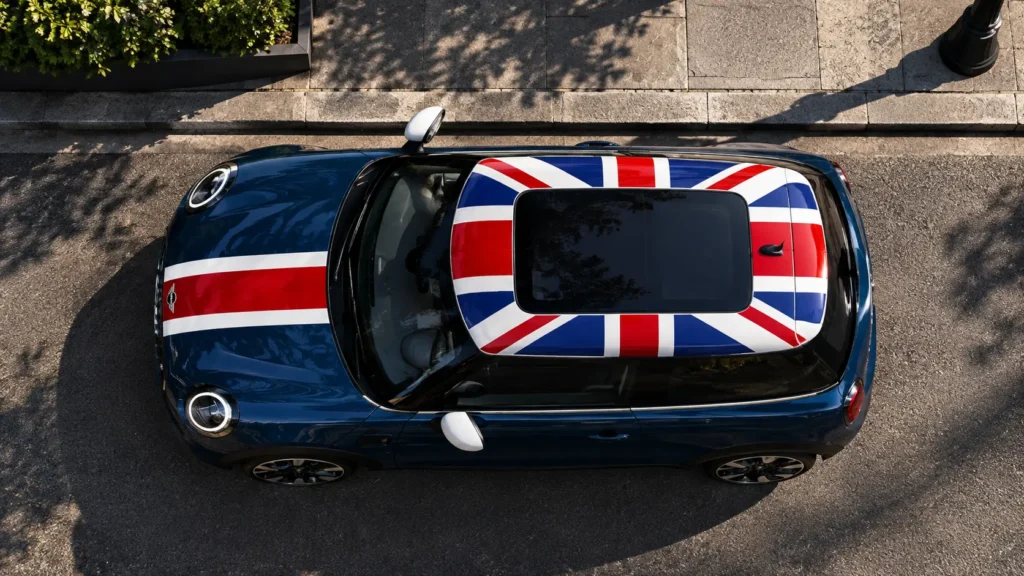 Union Jack Mini on Stone Street